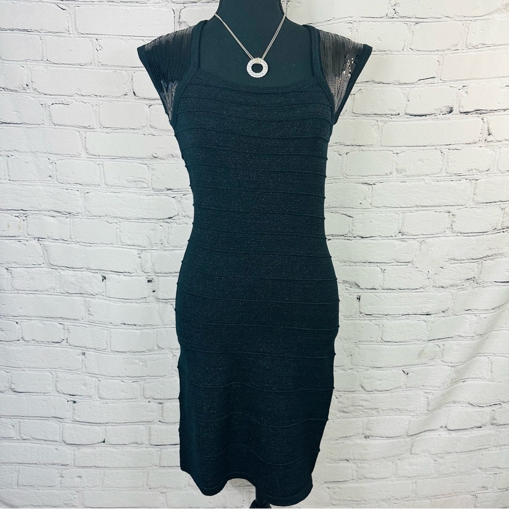 ROMEO & JULIET COUTURE BLACK BODYCON SEQUINS DRESS SIZE (M)